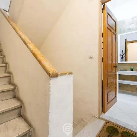 Trendy Apartment Cagliari